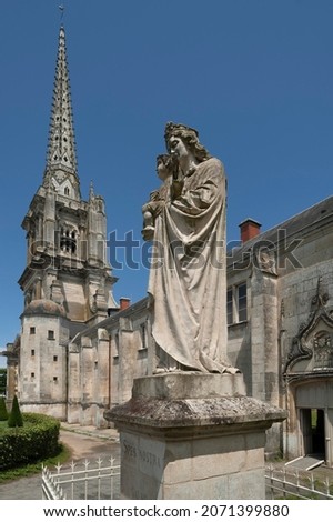 Madonna Sculpture, Lucon Cathedral, La Cathedrale Notre-Dame de l'Assomption, Luçon, Vendée, France