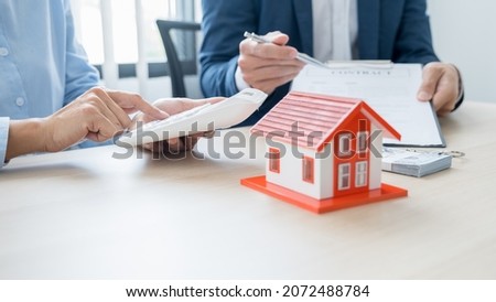 Real estate broker residential house and car rent listing contract.