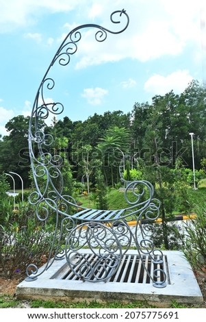 Beautiful garden chairs for visitors to relax