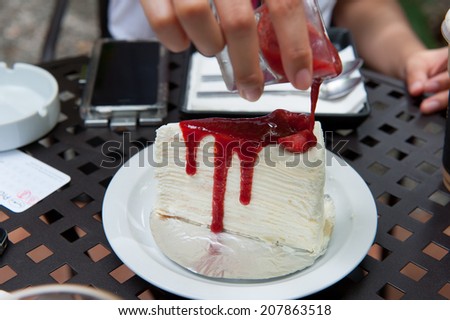 Strawberry crape cake