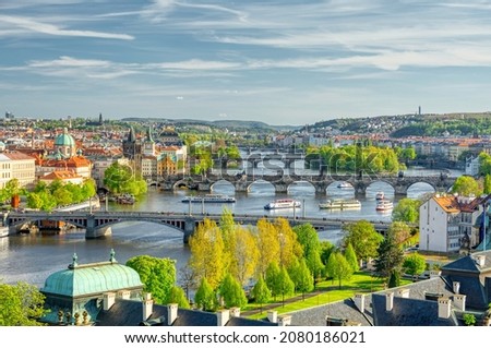 picture of the center of Prague
