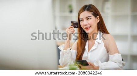 Women paying and shopping with credit cards a smartphone application. Digital money transfer, banking, and e-commerce Online shopping, payment concept,