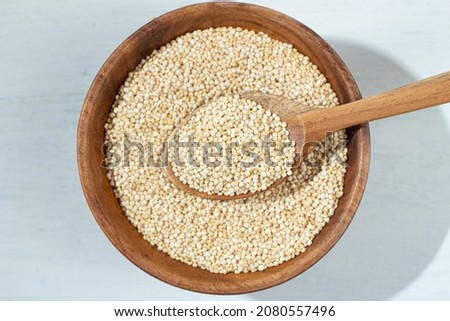 Quinoa (West: Quínua, Quechuan: kinwa or kinuwa, scientific name: Chenopodium quinoa), high-nutrient millet