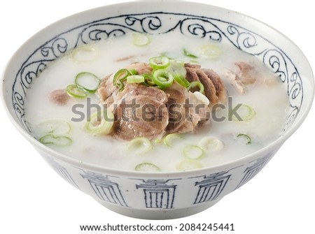 seolleongtang, stock soup of bone and stew meat, health food, beef, meat, caw, a ttukbaegi korea bowl earthen pot isolated on white background