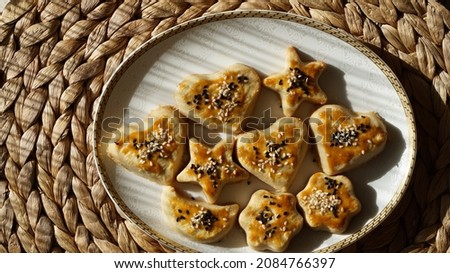 moon, star, flower and heart cookies