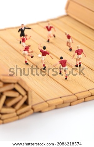 The teams on the bamboo slips are training metaphorically competing