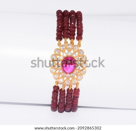 diamond polki gold bangle bracelet for wedding anniversary   Royalty-Free Stock Photo #2092865302