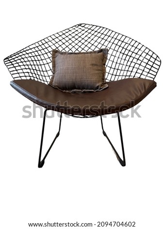 Wire-spoke steel chair with pillows