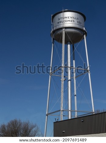 Stoneville, NC 27048, USA, 12 26 2021. A water tower with a welcoming note on the front.