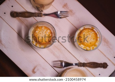 Yummy homemade lemon cupcakes with white chocolate pudding 