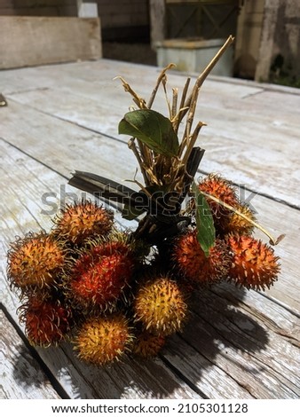 Rambutan fruit, which is beneficial for health, improves digestion, maintains heart health, maintains bone health, helps weight loss