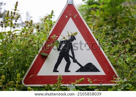 Attention traffic sign for roadworks