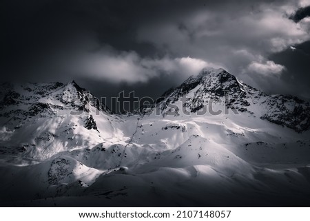 Black and white picture of french Alps