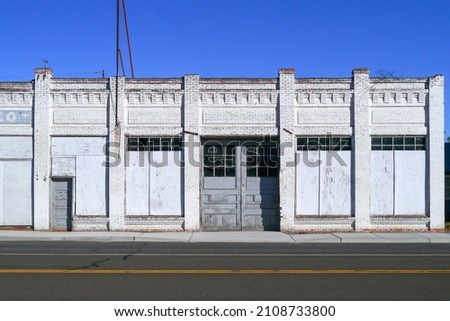 Old facade in Washtucna, WA 99371, USA
