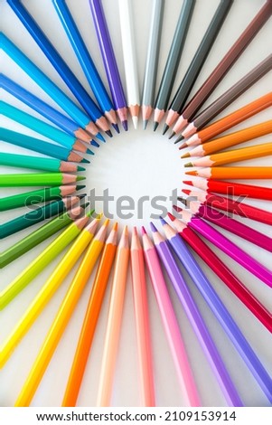 Genuine Non Photoshoped Pack of Thirty-six Colours Colouring Pencils in a Circle Round Shape