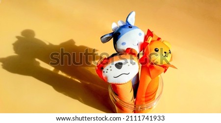 Baby hand rattle toy sticks shaped animals head