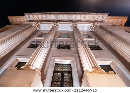 The National Bank of Greece is built in the traditional Hellenic style with majestic columns. Caption -  national bank.