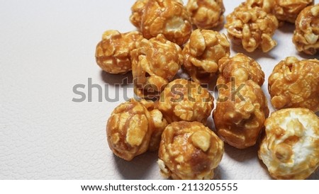 Delicious looking caramel popcorn pictures