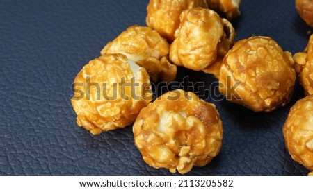 Delicious looking caramel popcorn pictures