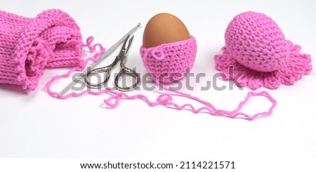 Recycling old knitting in the beautiful Easter decoration. 
