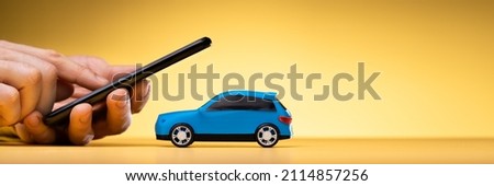 Buy And Sell Car Insurance Online On Phone Royalty-Free Stock Photo #2114857256