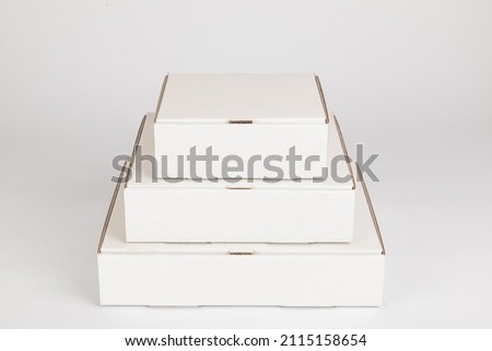 
protective container made of cardboard, such as pizza pita
