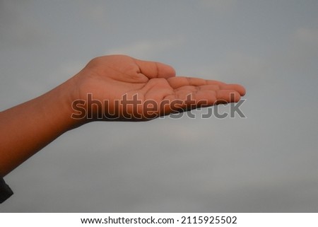 Hand up. Girl hand language.