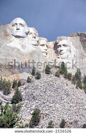 mount rushmore national memorial - Stone Sculptures of George Washington, Thomas Jefferson, Theodore Roosevelt, and Abraham Lincoln - black hills, south dakota, USA