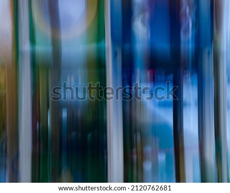 Vertical motion blur defocused image