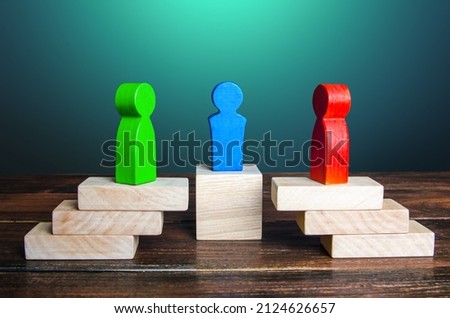 The judge is resolving the conflict. Determination of the correctness of the parties, the search for a compromise. Mediation of conflicting parties. Dispute resolution of opposing sides Royalty-Free Stock Photo #2124626657