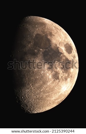 The Fascinating Color Moon 70 percent shape
