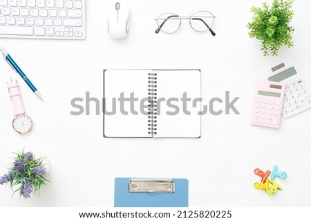 the copy space with the business items on the desk