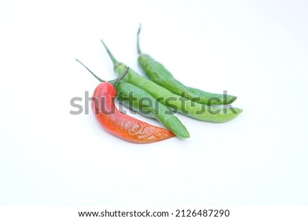 GREEN CHILLI AND RED CHILLI