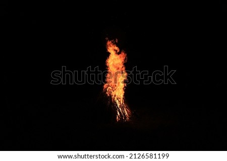 blurry defocused, Fire flames on black background