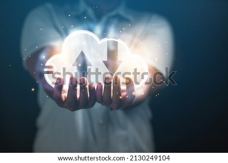 Business men display online business information in cloud data format to analyze business technology Business cloud development concept
