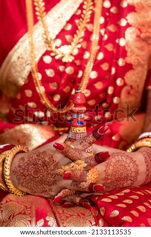 bengali Wedding pic with Sindur kouto