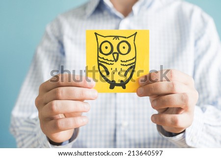 owl picture icon in the hand