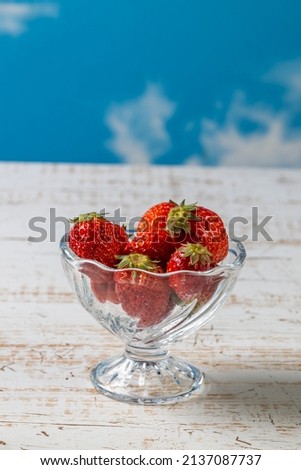 Cold sweets with plenty of red strawberries