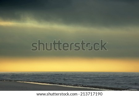 view of the sea before the storm