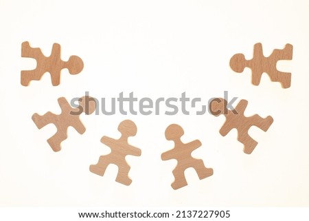 Team composition. 6 wooden dummies on a white background.