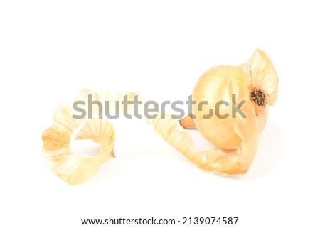 Yellow onion bulbs  on white background. High resolution photo. Full depth of field.