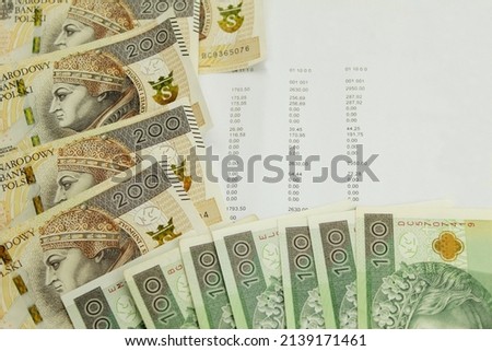 Polish zlotys and forms. Polish zloty in the form of banknotes
