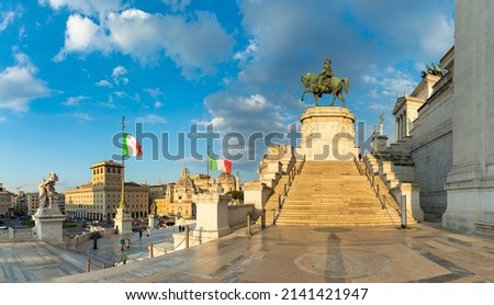 A picture of the Altar of the Fatherland and its Equestrian Statue of Vittorio Emanuele II.