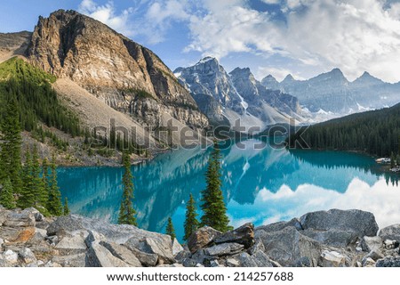 Moraine lake with the rocky mountains panorama in the banff canada Royalty-Free Stock Photo #214257688