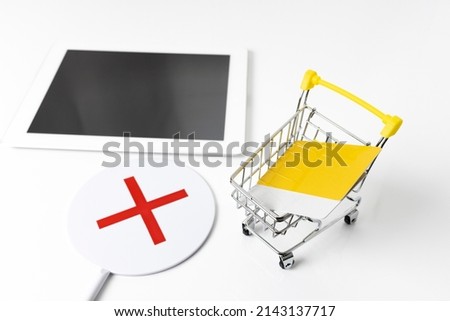 Image of paying for mail order with a credit card
