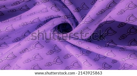 Lilac silk. Prints on fabric, waist belt element. Refresh your project with our lilac and abstract silk twill. Introducing a lightning effect print full of whimsical lines and a hint of radiance.