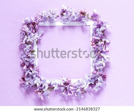 Floral composition with a white frame