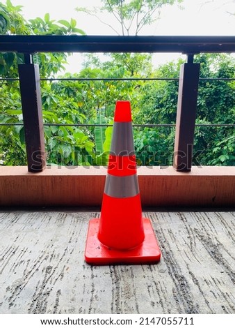 Traffic cones and sling fences