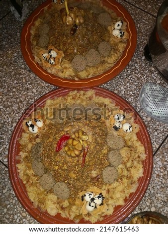 A picture of a popular Moroccan food known as Rfissa