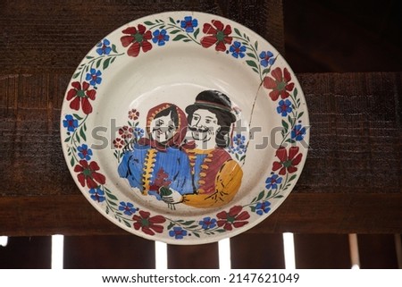 Old plate with peasant motifs from Romania, from the Bistrita area